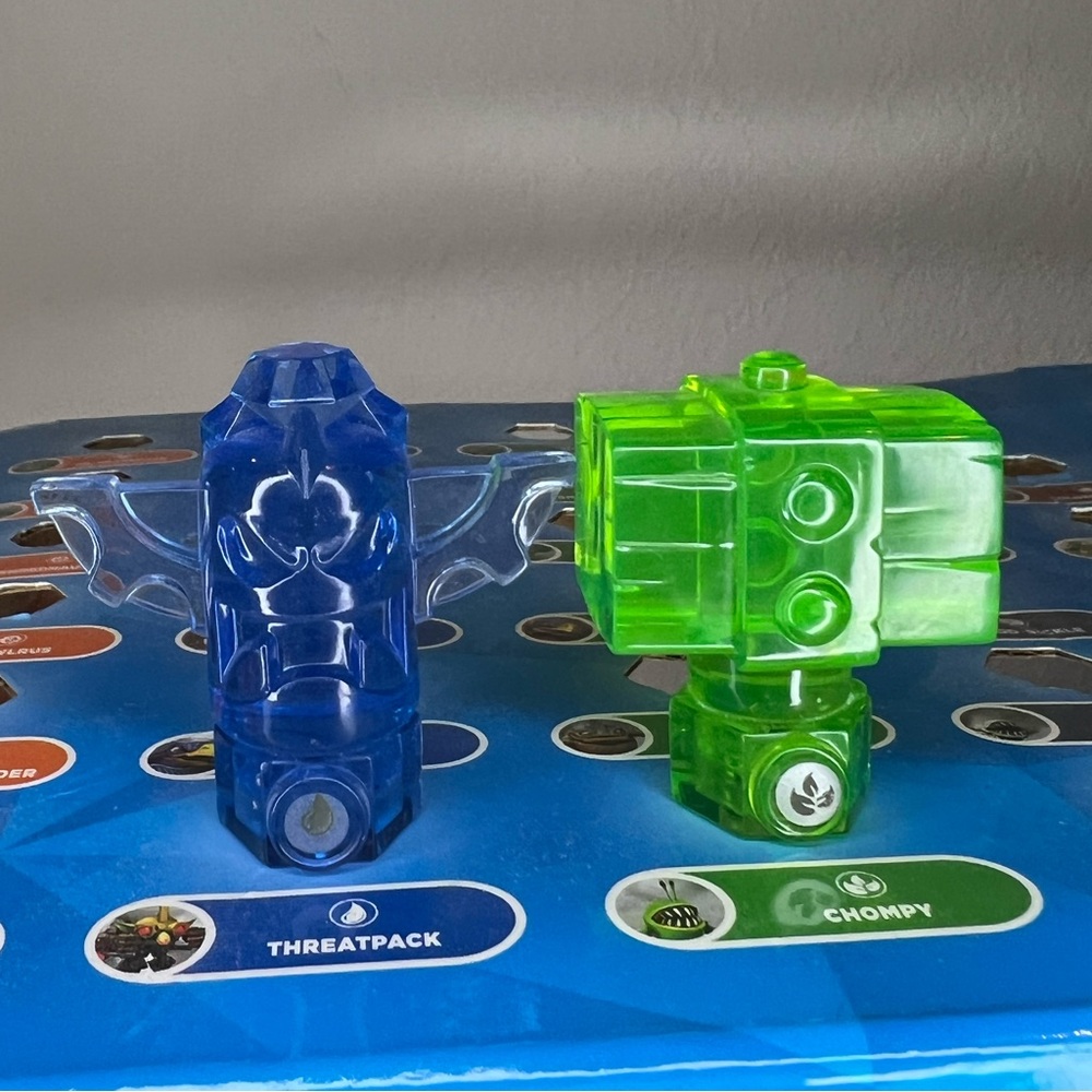 Skylanders Trap Team Tidal Tiki and Life Hammer Traps Bundle.